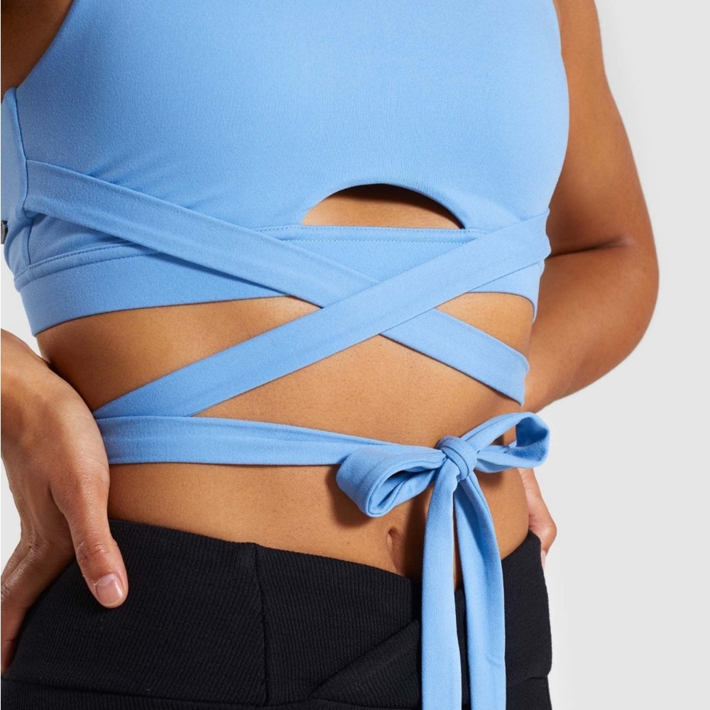 Gymshark Poise Wrap Around Bralette in Blue Size Medium